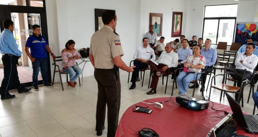 Reunión de seguridad y medidas de prevención  